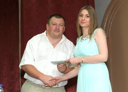 І світлі мрії, й мить прощання сплелися у єдиному танку