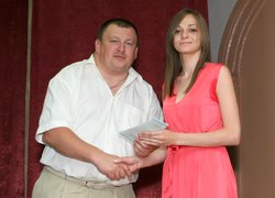 І світлі мрії, й мить прощання сплелися у єдиному танку