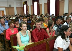 І світлі мрії, й мить прощання сплелися у єдиному танку