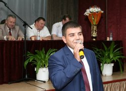 І світлі мрії, й мить прощання сплелися у єдиному танку