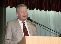 І світлі мрії, й мить прощання сплелися у єдиному танку