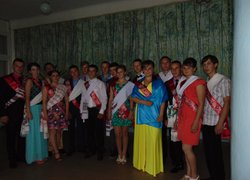 Випускники групи 31-з ( куратор групи Остапова В.О.)