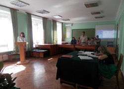 Вітаємо студентів професійного спрямування «Менеджмент зовнішньоекономічної діяльності» з успішним захистом дипломних робіт