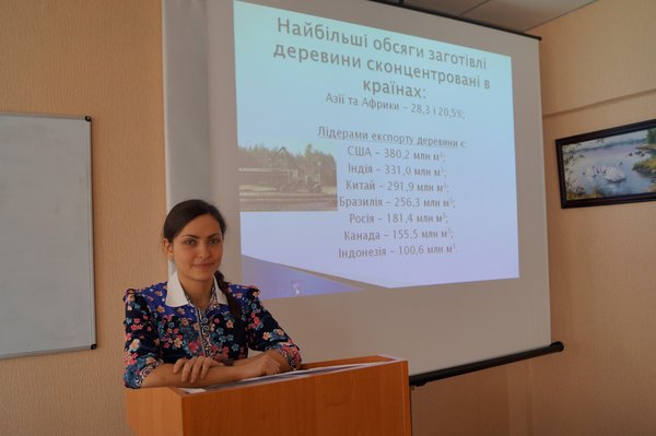 Вітаємо Климчук Аліну Володимирівну студентку факультету менеджменту з перемогою у другому турі Всеукраїнського конкурсу  студентських наукових робіт