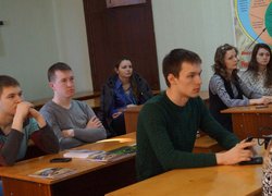 Дискусійний клуб факультету менеджменту «Митне оформлення міжнародних морських перевезень»