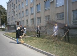 Впорядкування благоустрою території університету