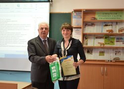 Вітаємо переможців Всеукраїнського конкурсу студентських наукових робіт, що відбувся на кафедрі економіки Уманського національного університету садівництва, з  напряму "Економіка сільського господарства і АПК"