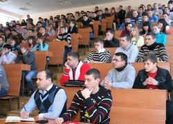 Хто хоче працювати, тому буде робота