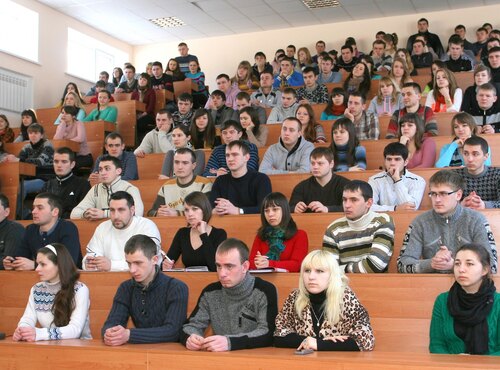 Хто хоче працювати, тому буде робота