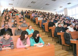 Хто хоче працювати, тому буде робота