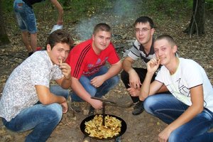 Осінній похід в ліс студентів факультету менеджменту