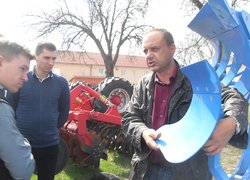 Студенти-механіки в Німецькому аграрному центрі в Україні