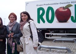 Учасниці виїздного семінару УНУС в логістичному центрі ROJA (зліва-направо - Ольга Дрозд, Юлія Жмуденко і Людмила Худік)