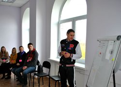 Психологічний тренінг «Світ, в якому я живу: можливості та ресурси»