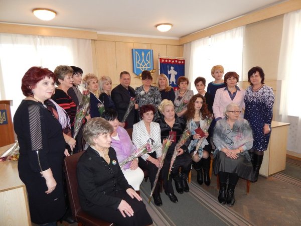 Вітаємо доцента кафедри соціально-гуманітарних і правових дисциплін Майю Костюк з перемогою у міському конкурсі «Жінка року» у номінації «Жінка-берегиня народних традицій»