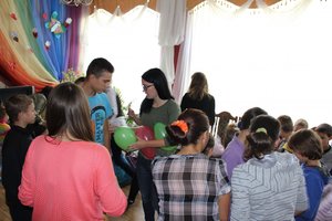 Продовжується благодійна акція допоможи дітям-сиротам