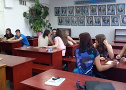 Навчальний тренінг «Презентаційне оформлення виставкової вітрини»