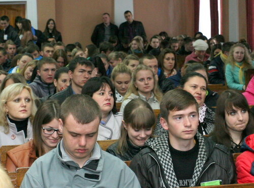 День коледжів на факультеті економіки і підприємництва: «Молода економіка» висвітлила науковий контекст сьогодення