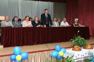І гіркота прощання миті труїла радість відчуттів…