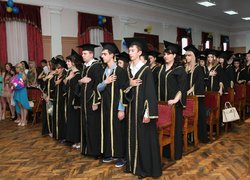 І гіркота прощання миті труїла радість відчуттів…