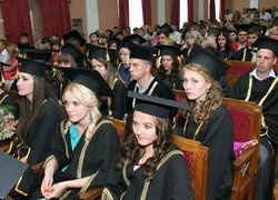 І гіркота прощання миті труїла радість відчуттів…