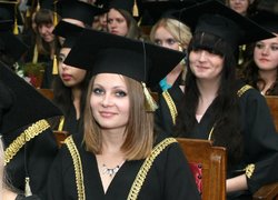 І гіркота прощання миті труїла радість відчуттів…