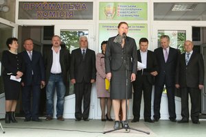 І звичний звук дзвінка нам сповіщав нове життя…