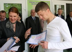 І звичний звук дзвінка нам сповіщав нове життя…