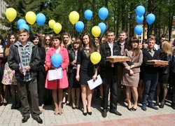 І звичний звук дзвінка нам сповіщав нове життя…