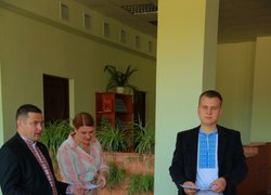 Першокурсникам факультету економіки і підприємництва вручили головний документ студента