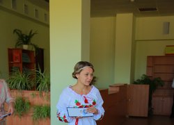 Першокурсникам факультету економіки і підприємництва вручили головний документ студента
