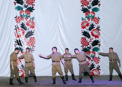 Танцювальний вернісаж творчих колективів Уманського НУС