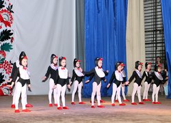 Танцювальний вернісаж творчих колективів Уманського НУС