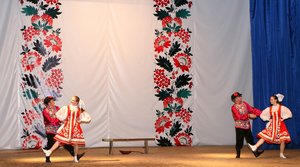 Танцювальний вернісаж творчих колективів Уманського НУС
