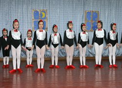 Виховання у дітей поваги до традицій