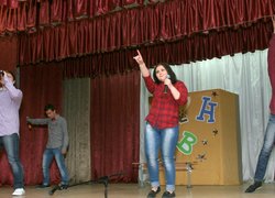 Сміх продовжує життя
