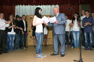 Сміх продовжує життя