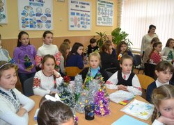 Уманська ЗОШ № 11 приєдналася до акції  «Поділися теплом із солдатом»