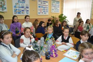 Уманська ЗОШ № 11 приєдналася до акції  «Поділися теплом із солдатом»