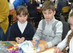 Уманська ЗОШ № 11 приєдналася до акції  «Поділися теплом із солдатом»