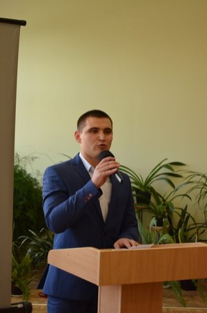 Студенти факультету економіки і підприємництва презентували до 170-ї річниці рідного університету збірку власних віршів