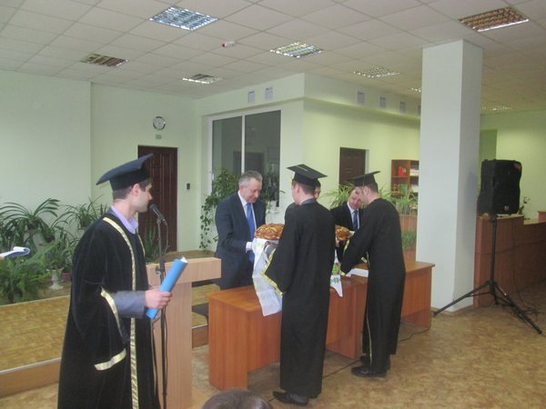 Перший випуск інженерів-дослідників за спеціальністю «Процеси, машини та обладнання агропромислових підприємств» освітньо-кваліфікаційного рівня «магістр»