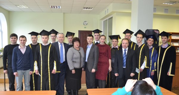 Перший випуск інженерів-дослідників за спеціальністю «Процеси, машини та обладнання агропромислових підприємств» освітньо-кваліфікаційного рівня «магістр»