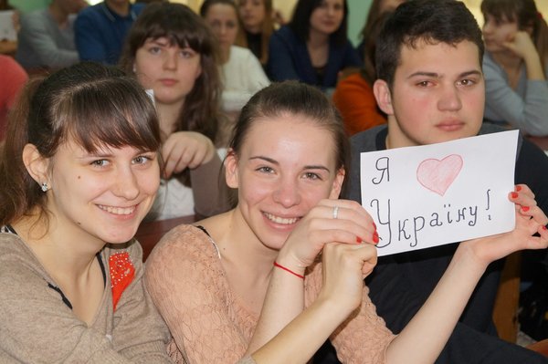 Дискусійний клуб факультету менеджменту «Україна – єдина суверенна держава»