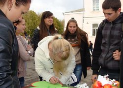 В Уманському НУС відсвяткували традиційний День яблука