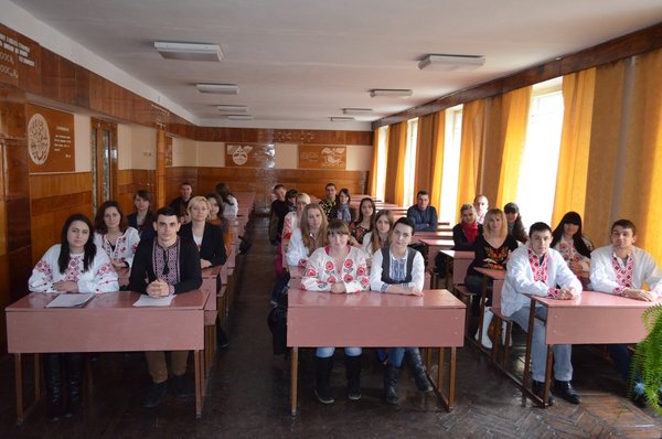 Факультет плодоовочівництва,екології та захисту рослин провів виховну годину присвячену творчості Т. Шевченка