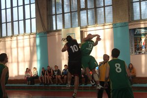 Вітаємо збірну команду університету з баскетболу!