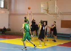 Вітаємо збірну команду університету з баскетболу!