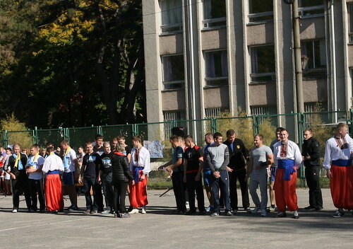 Козацькому роду нема переводу