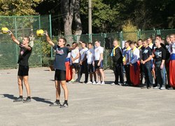 Козацькому роду нема переводу